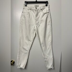 Women Jeans, Size 27/4s, Curve Love High Rise, Color White, Abercrombie & Fitch.